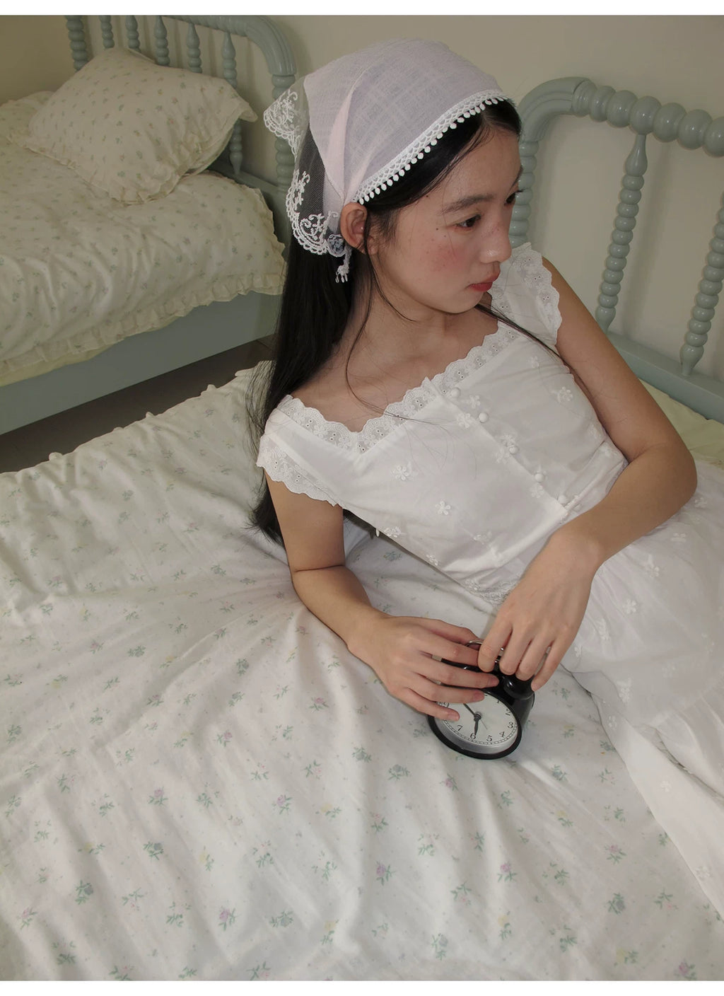 KANO Triangle Headscarf Lace Idyllic Headdress