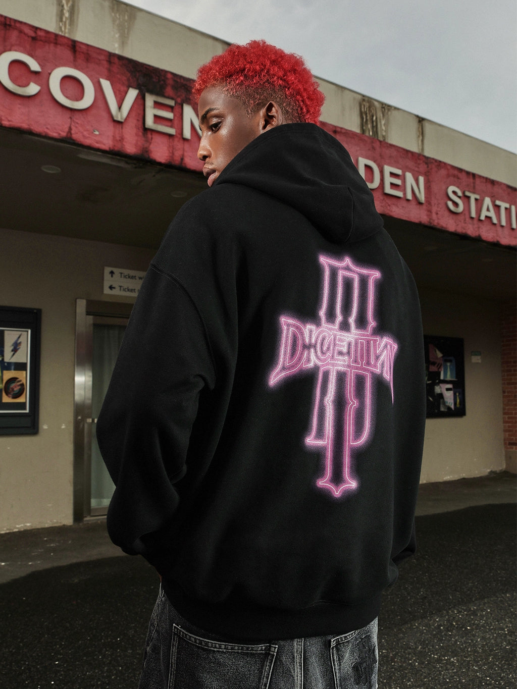 DICETINY Luminous Logo Retro Sweater