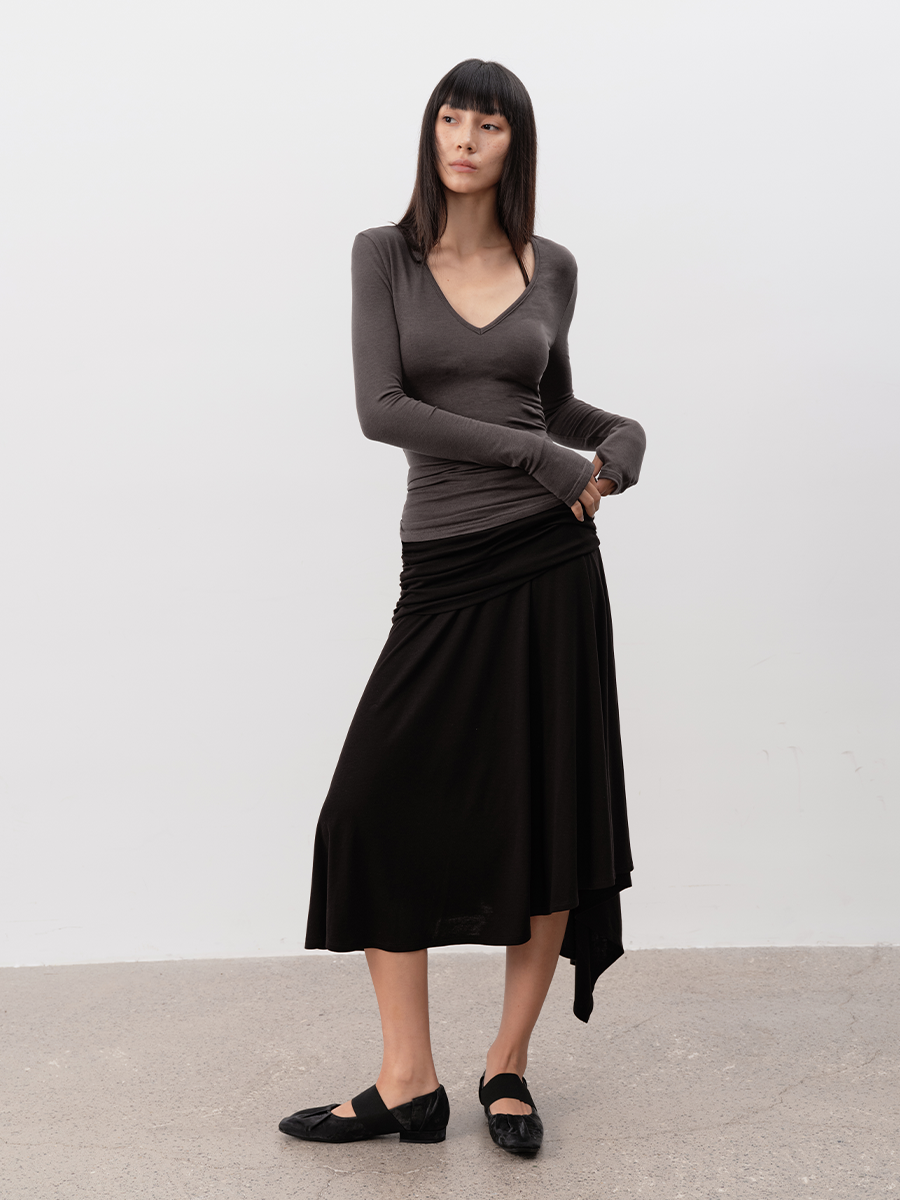 JCAESAR V-neck Long-sleeved Knitted Sweater