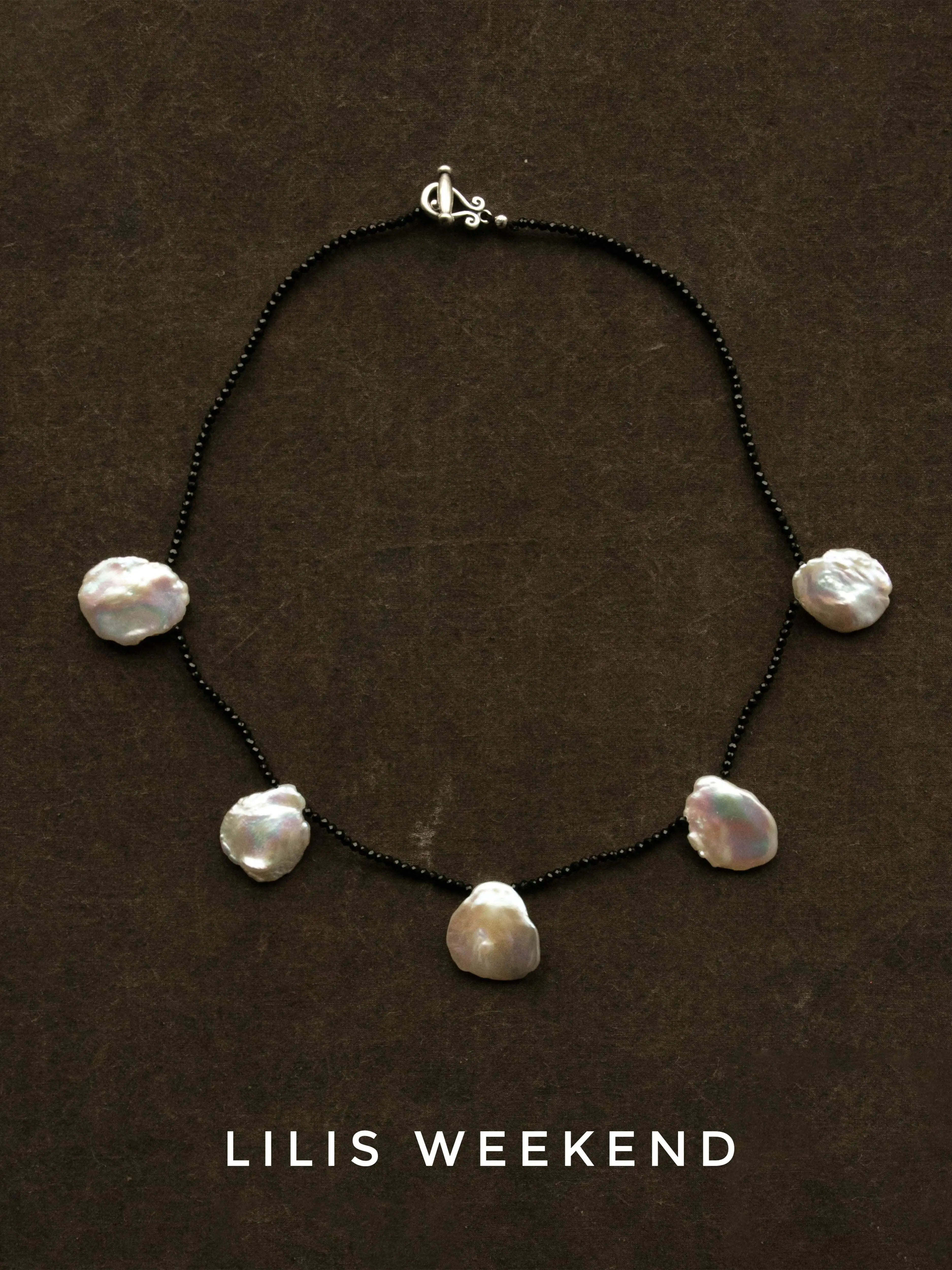 Lilis Weekend Vintage Petal Pearl Necklace