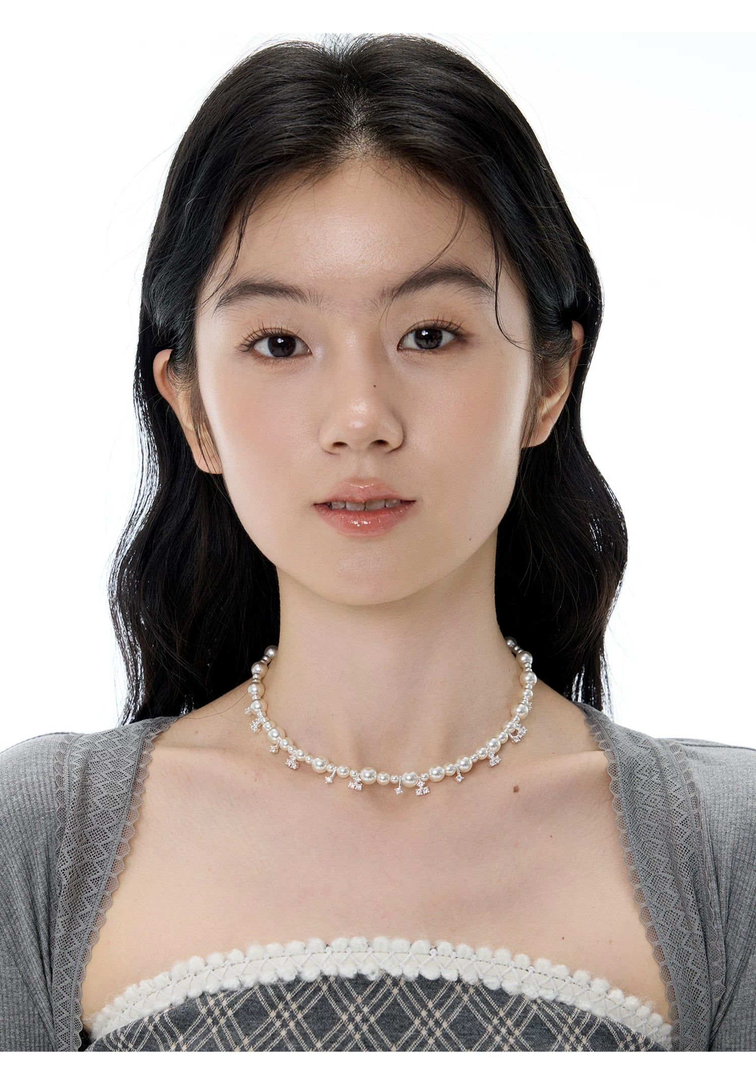 NO SOLUTION Silver Pearl Necklace Stacked with Light Luxury Collarbone Chain