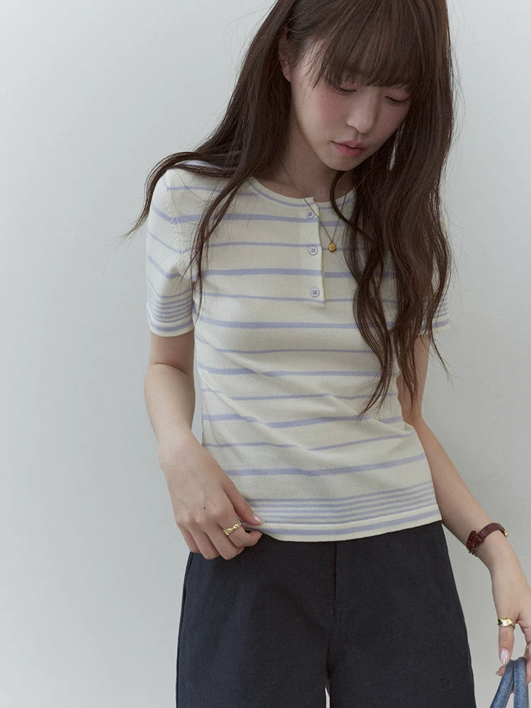 VOOE Contrasting Color Crew Neck Striped Knitted Tee