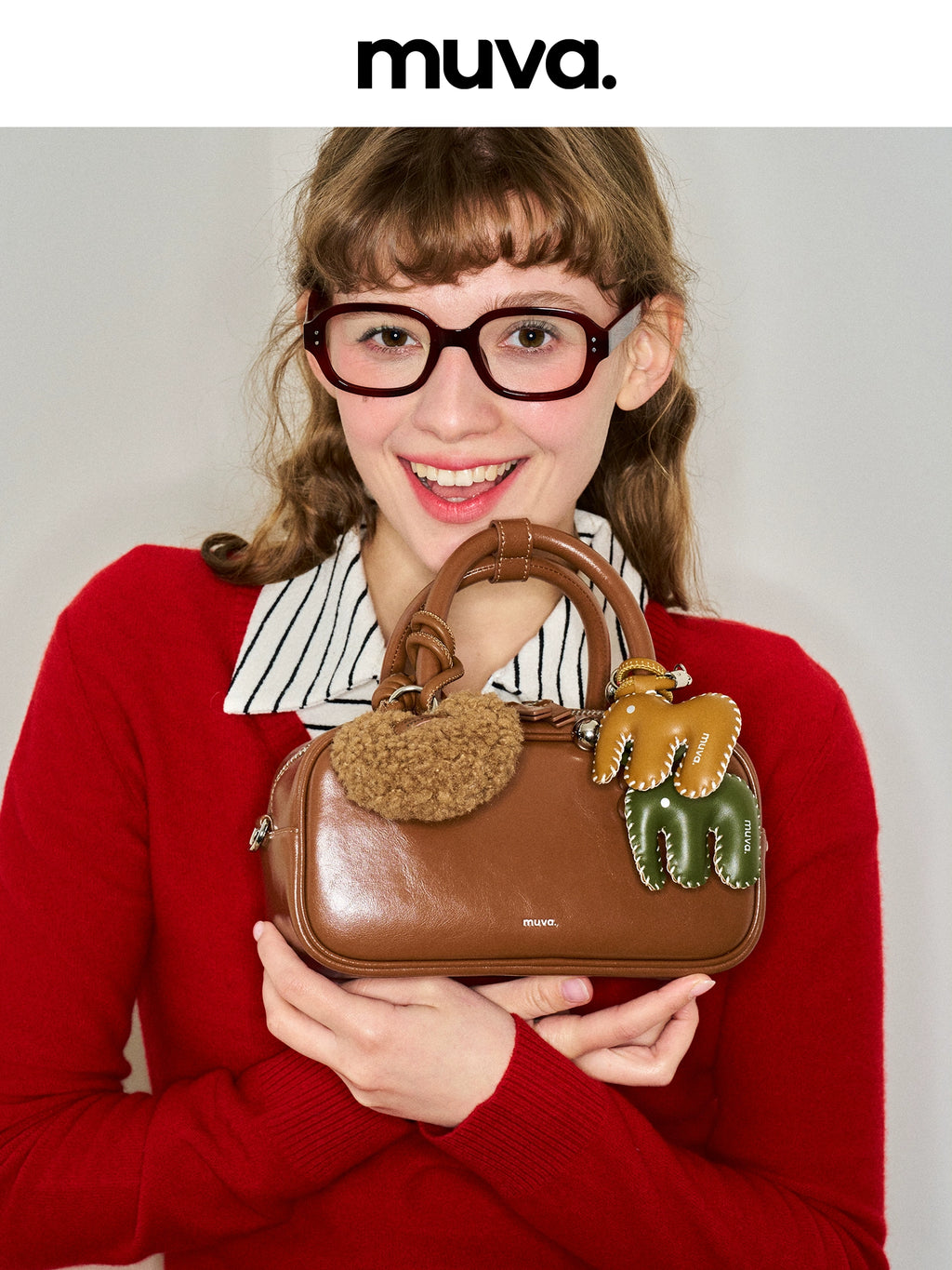 MUVA Commuter Leather Messenger Bag