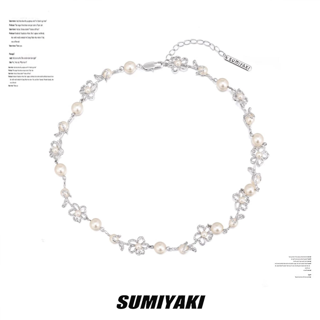 SUMIYAKI Graffiti Line Sense Small Flower Pearl Hollow Necklace