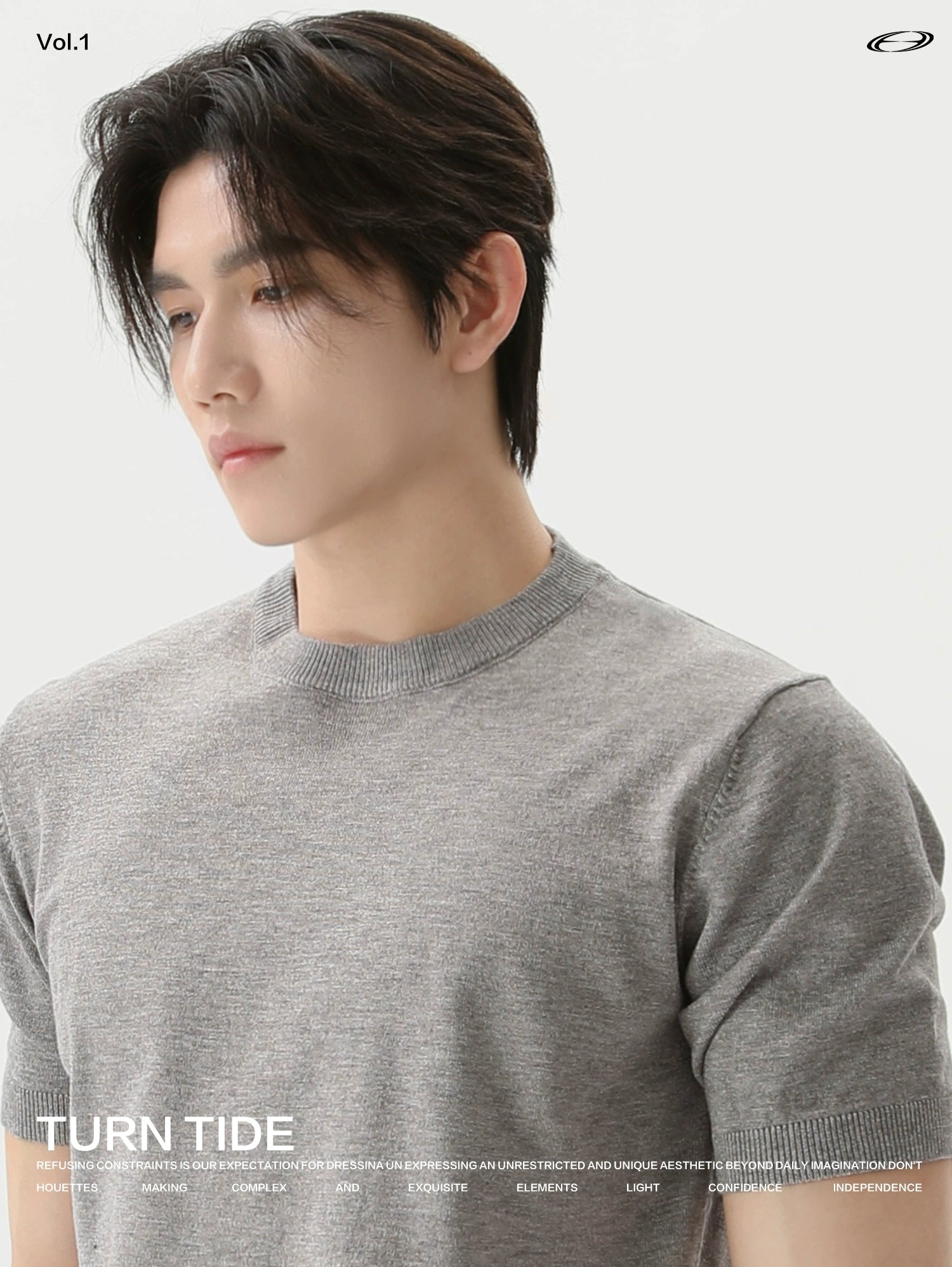 TURNTIDE Vintage Niche Crew Neck Knitted Tee