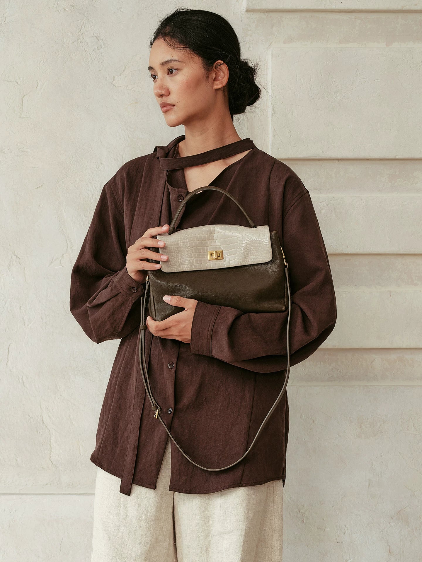 AVALEA Cowhide Color Matching Shoulder Bag