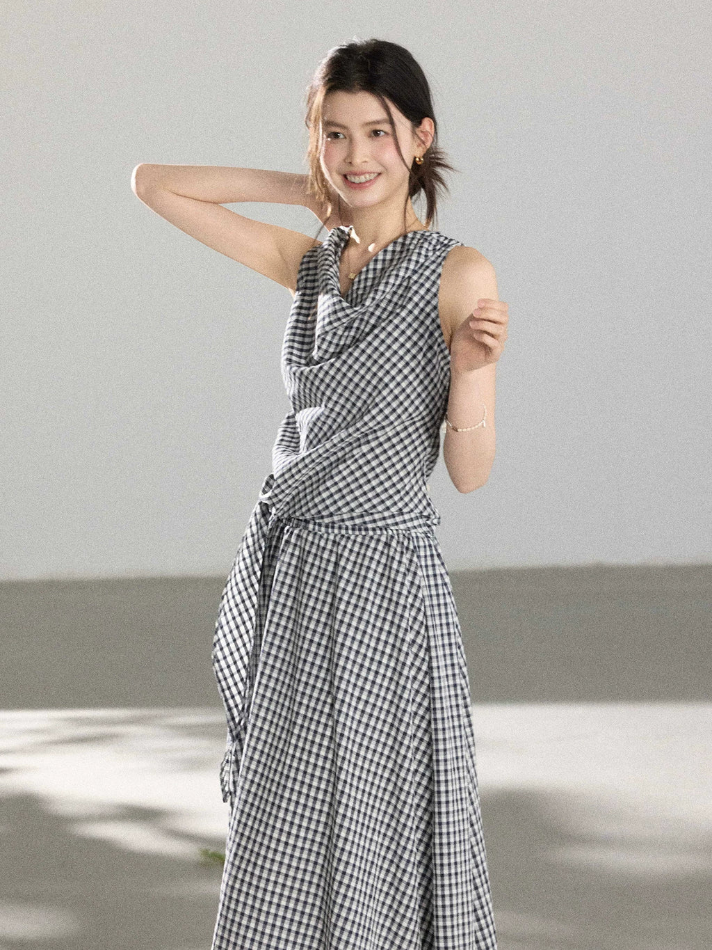 TYANG Plaid Sleeveless Vest Skirt Set