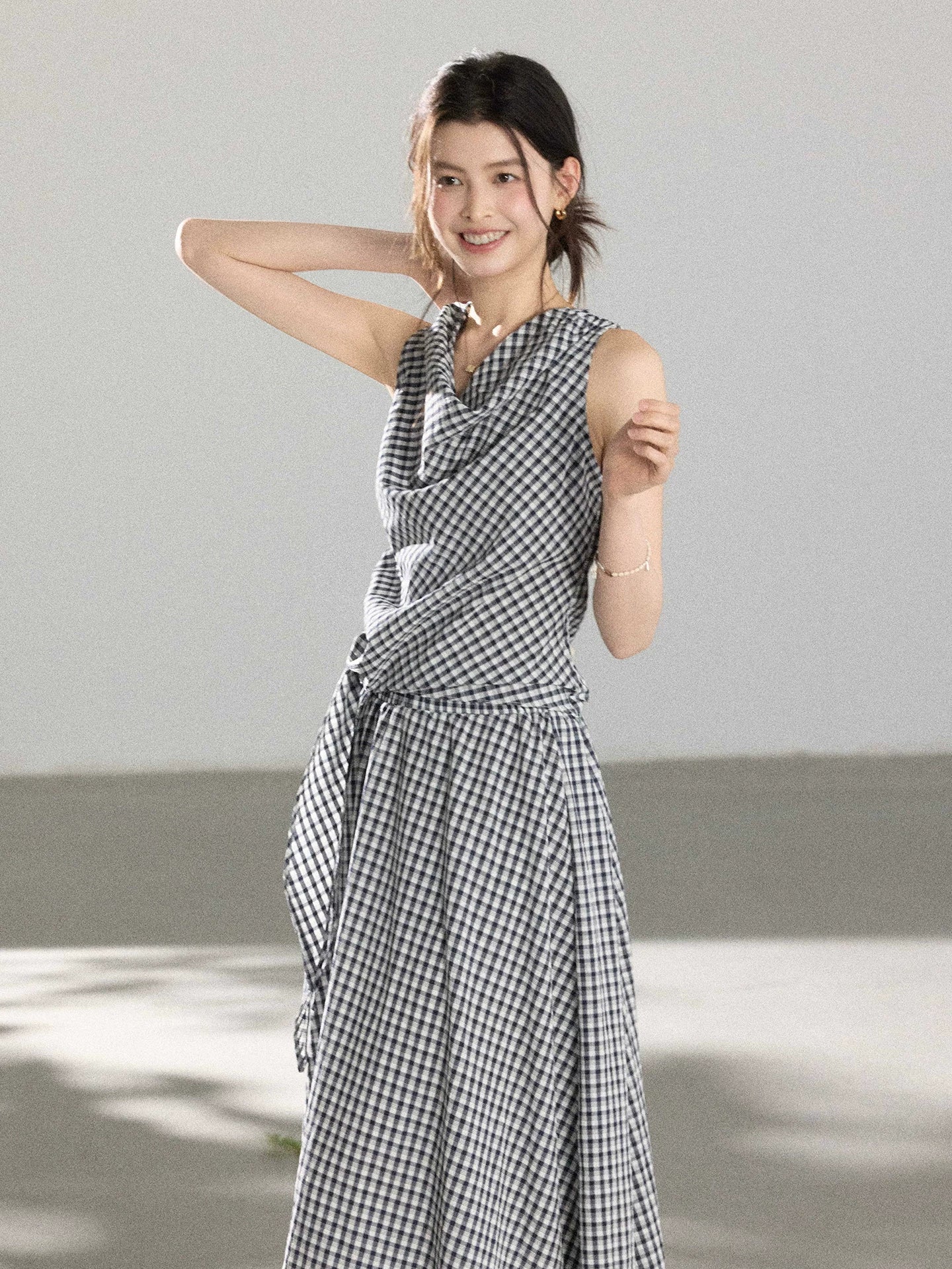 TYANG Plaid Sleeveless Vest Skirt Set