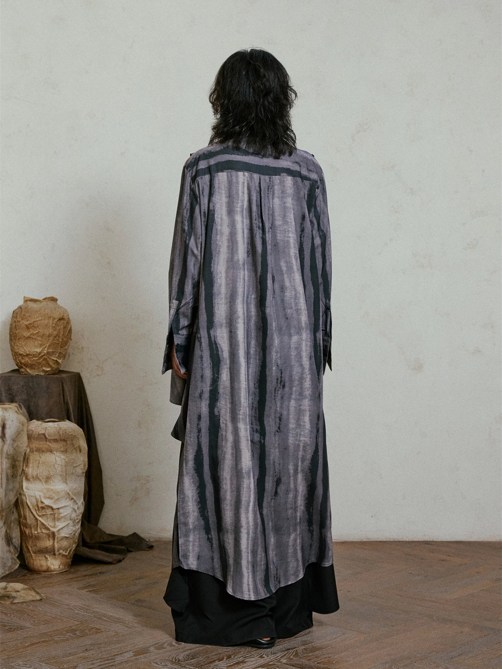 SUNYVONNE Asymmetrical Diagonal Placket Smudged Striped Long-sleeved Shirt