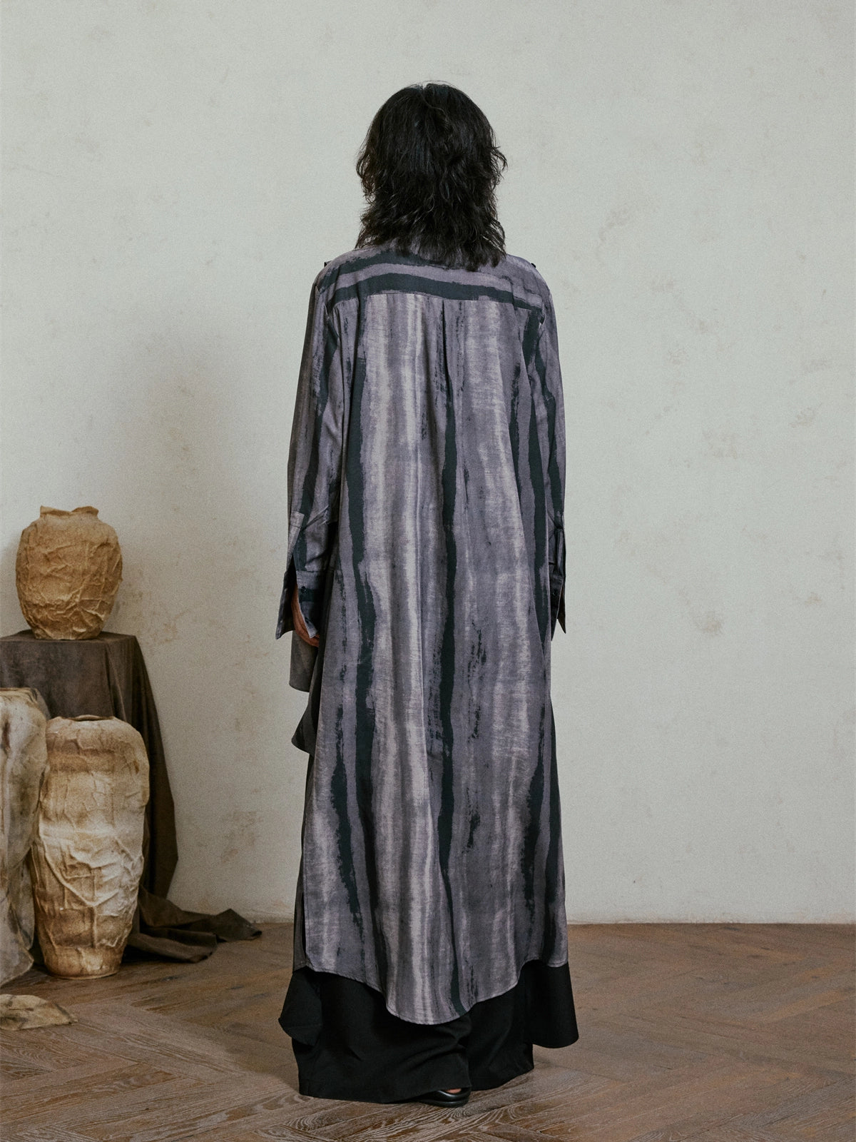 SUNYVONNE Asymmetrical Diagonal Placket Smudged Striped Long-sleeved Shirt