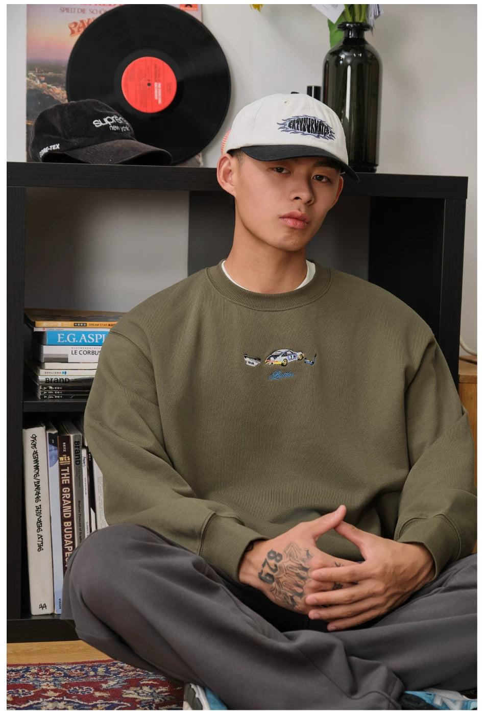 Battles Loose Casual Crew Neck Embroidered Sweater