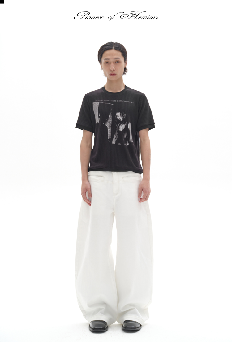 POH Threaded Sleeve Pendulum Light Rock Print Tee