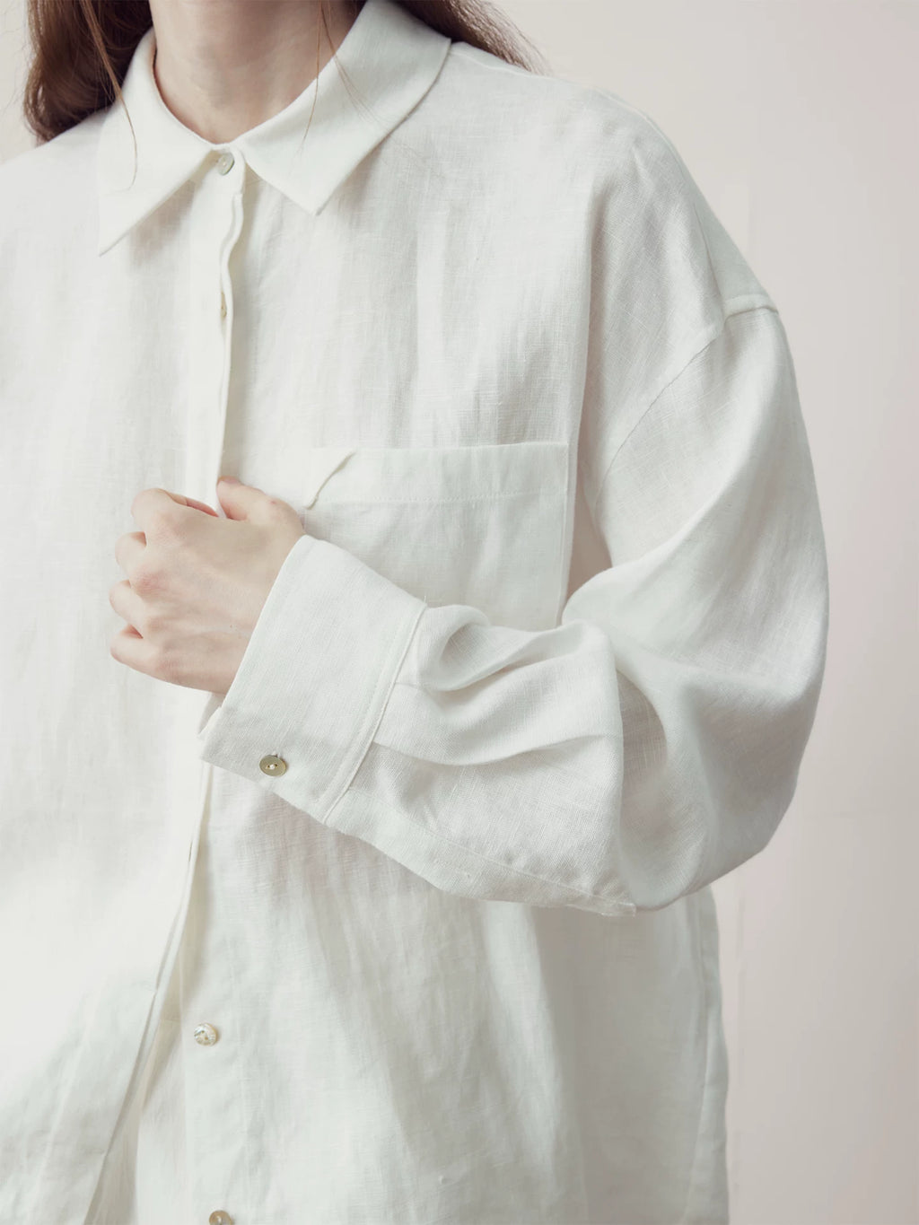 COLN Casual Loose Shoulder Long-sleeved Shirt