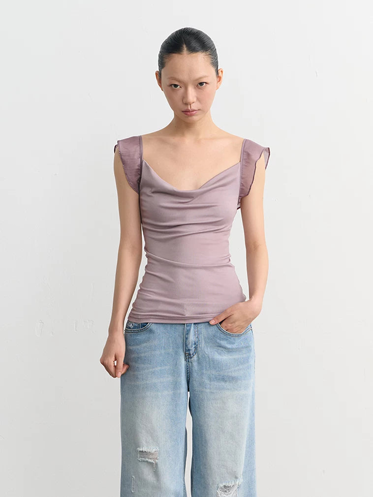 LINY LIBERTY Swing Neck Ruffle Edge Slim Tee