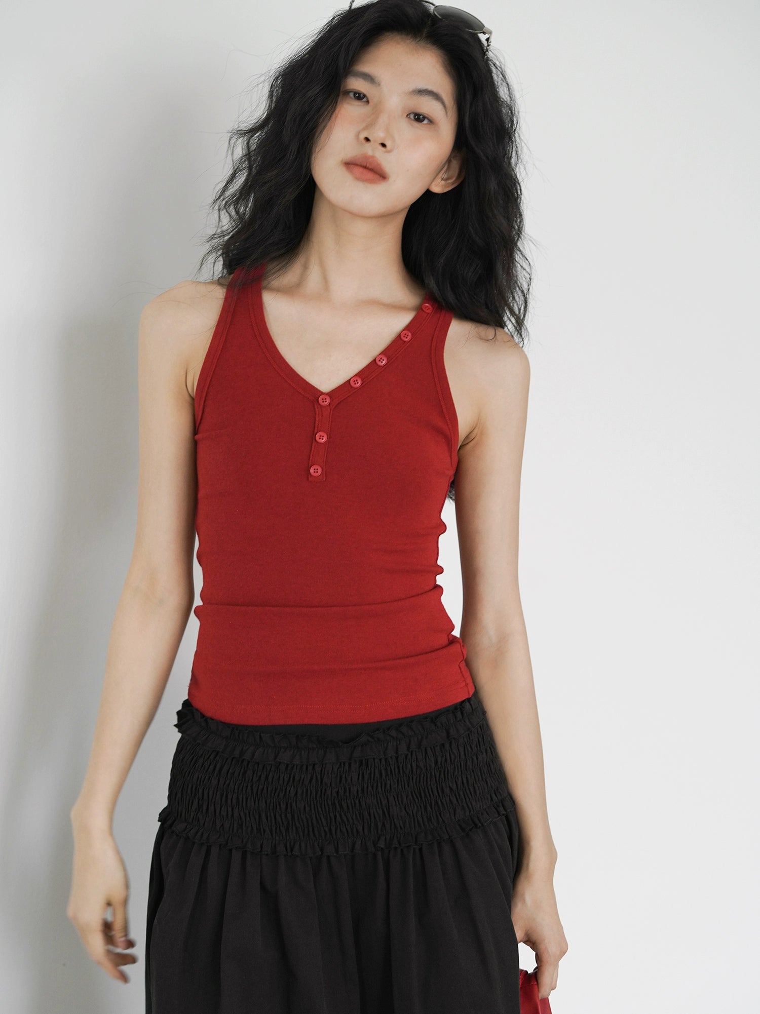 EIGHTHMONTH V-neck Slim Fit Inner and Outer Sling