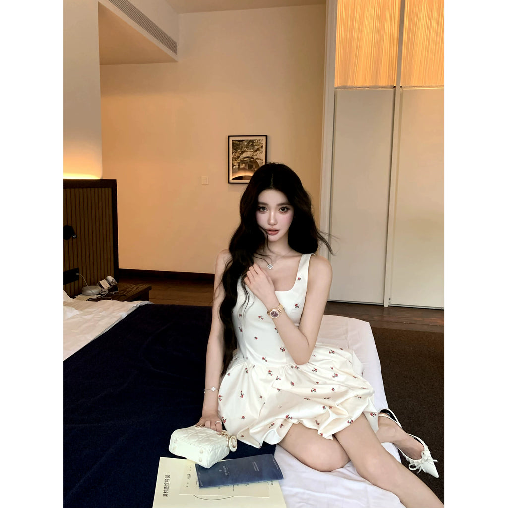 Barb Chill Waist Suspender Dress