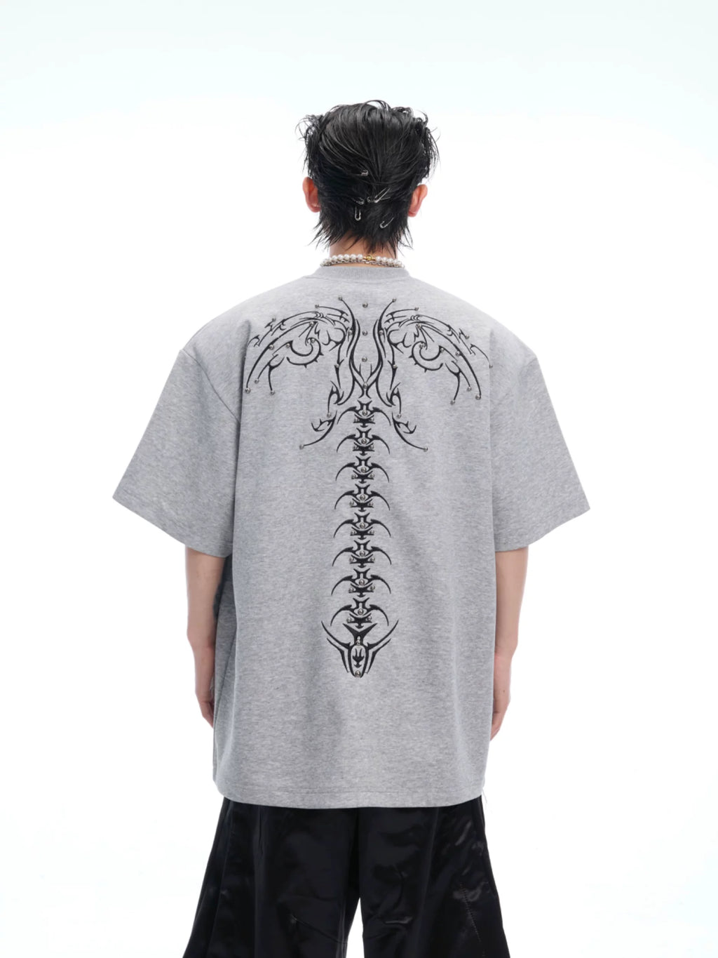 ArguECulturE Spine Embroidery Loose Crew Neck Tee