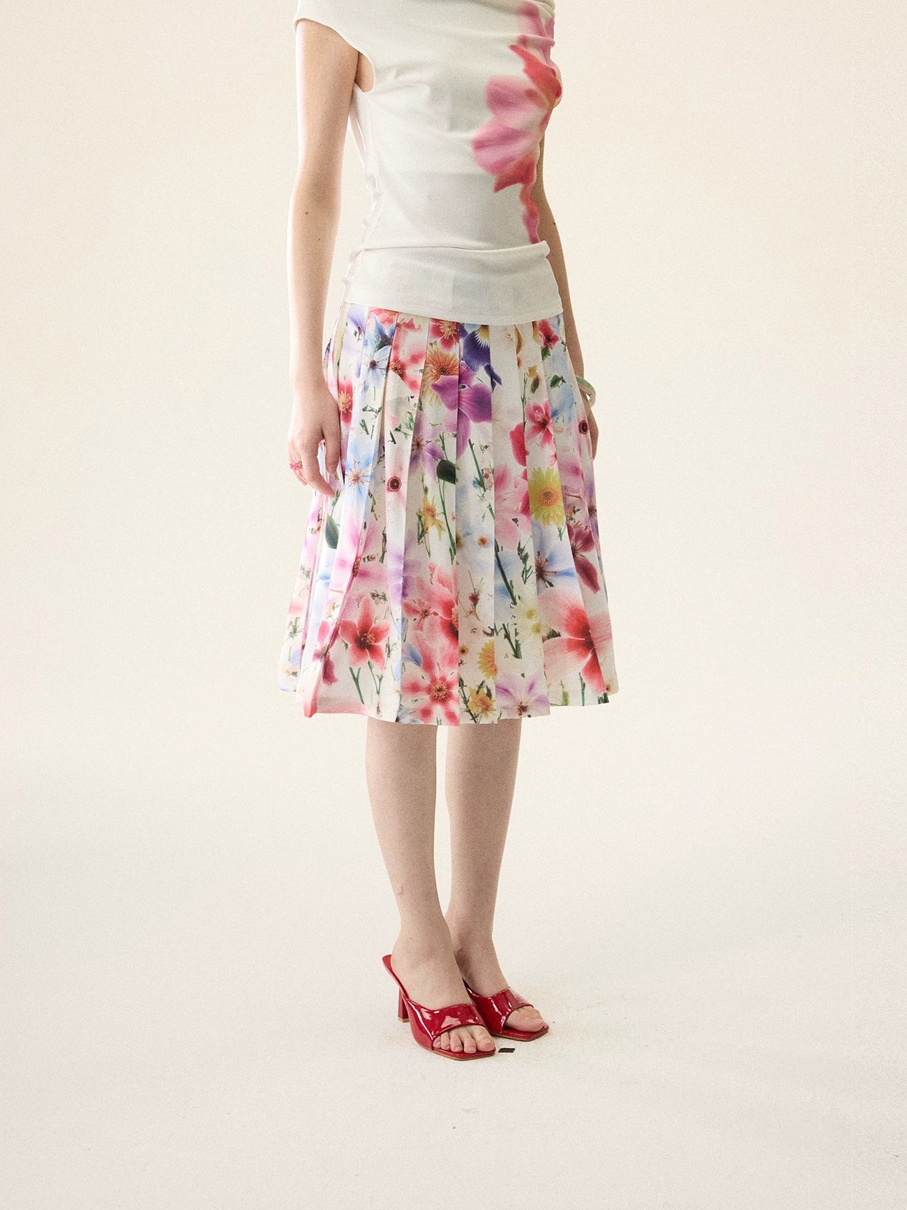 LOUMUTAKU Full Print Floral Pleated Skirt Skirt