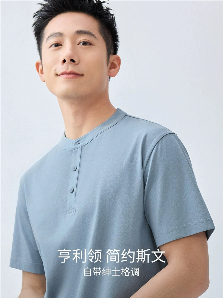 Giordano Henry Leads A Casual and Versatile Tee