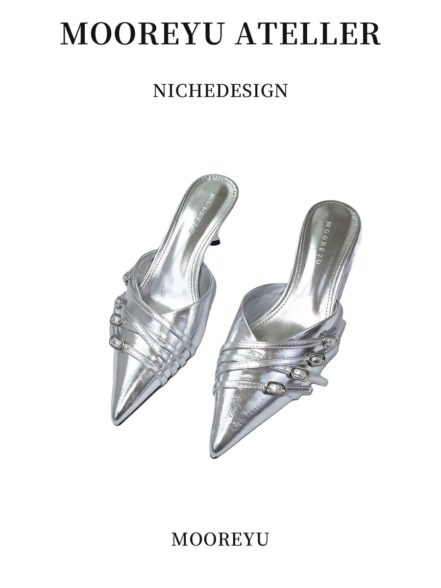 Mooreyu Pointed Belt Buckle Head Stilettos