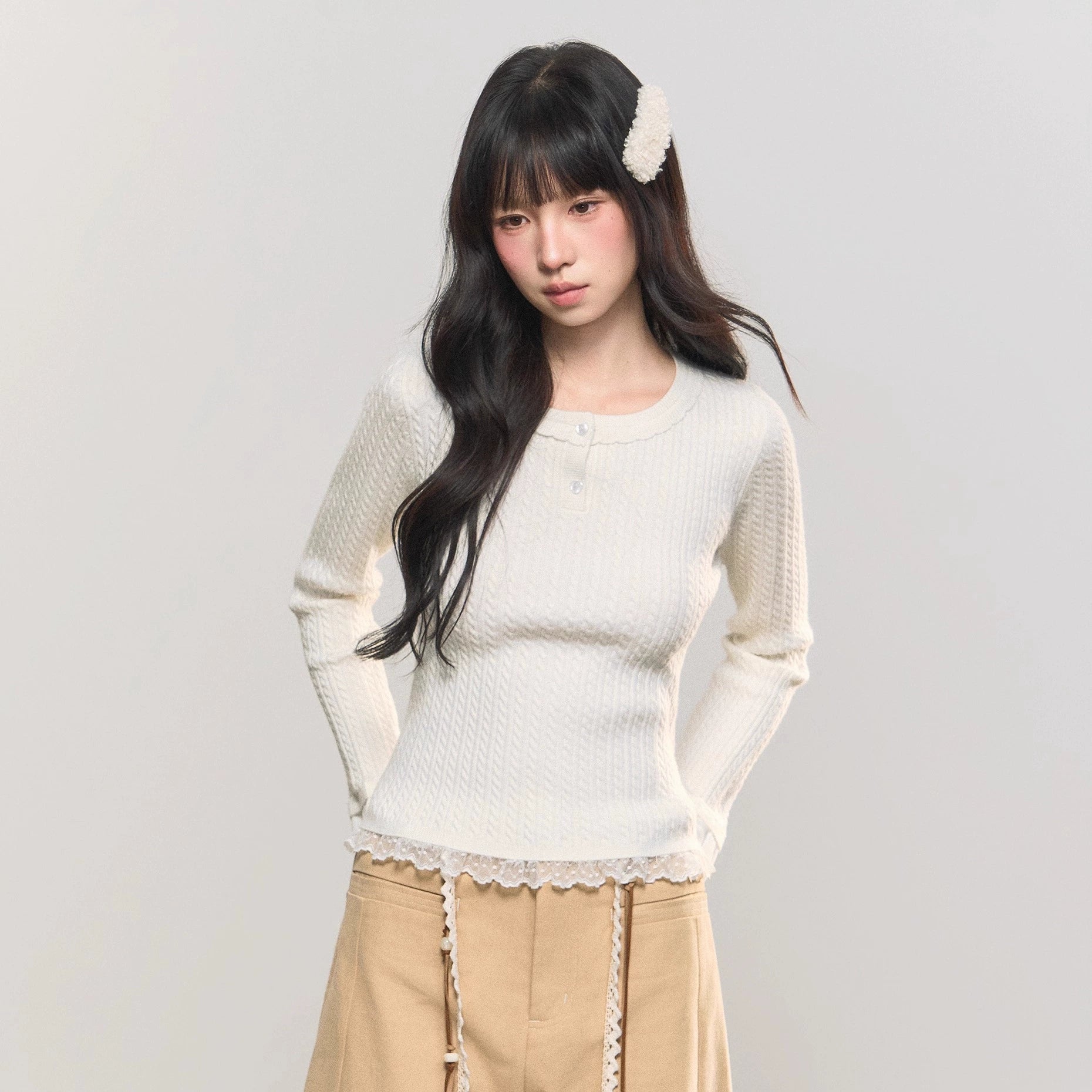 Umoumo Simple Versatile Twisted Knitted Cape