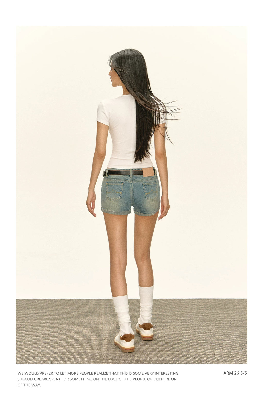 Ariseism Slim and Simple Casual Tee