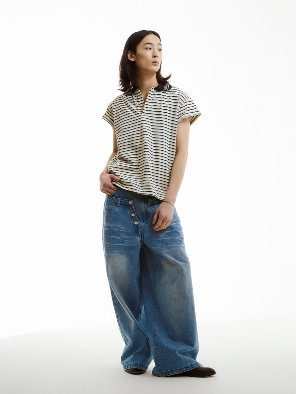 FUNKYFUN Contrast Pinstriped Lapel Tee