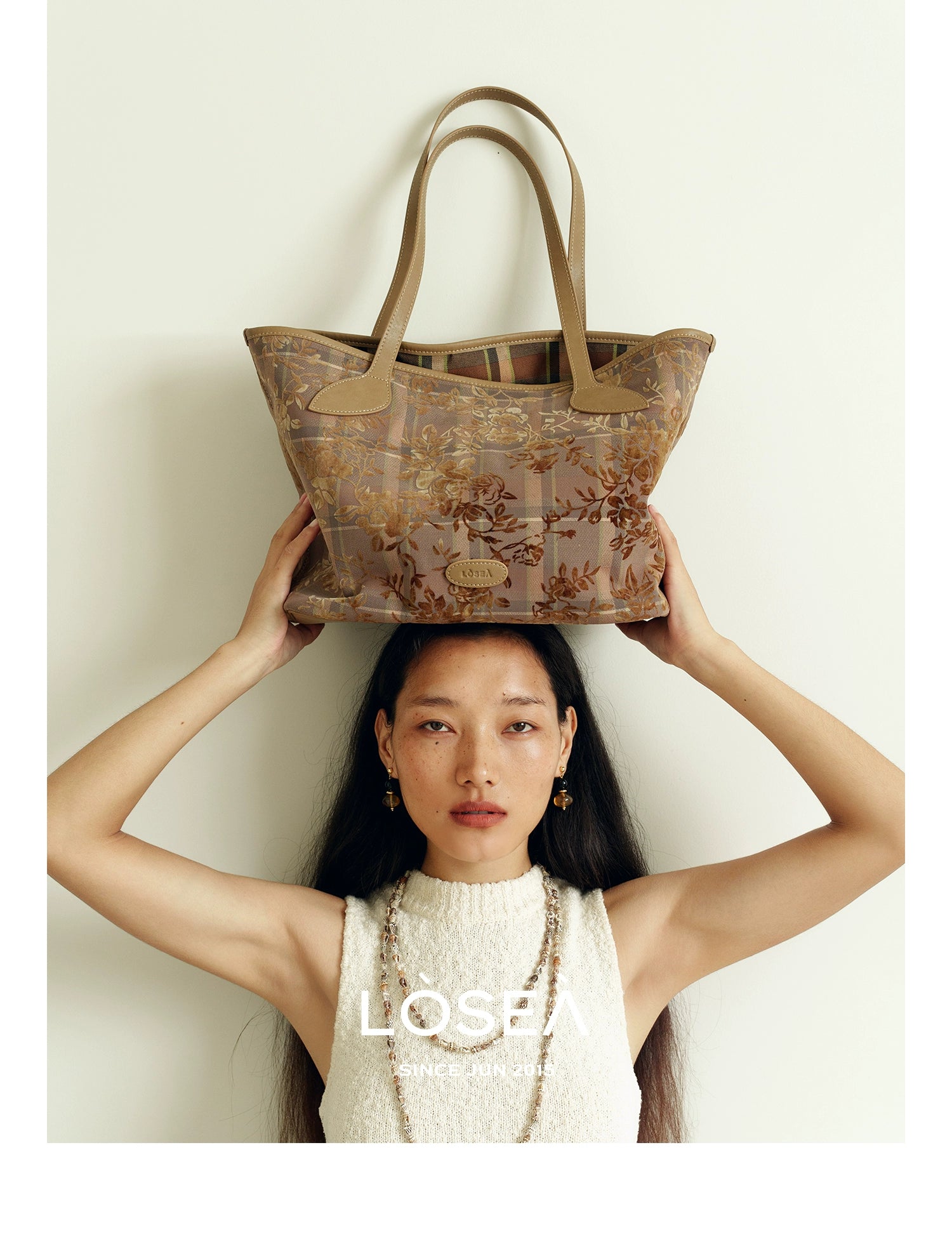 LOSEA Lu Xi All Things Grow Tie-dye flocking large-capacity tote bag