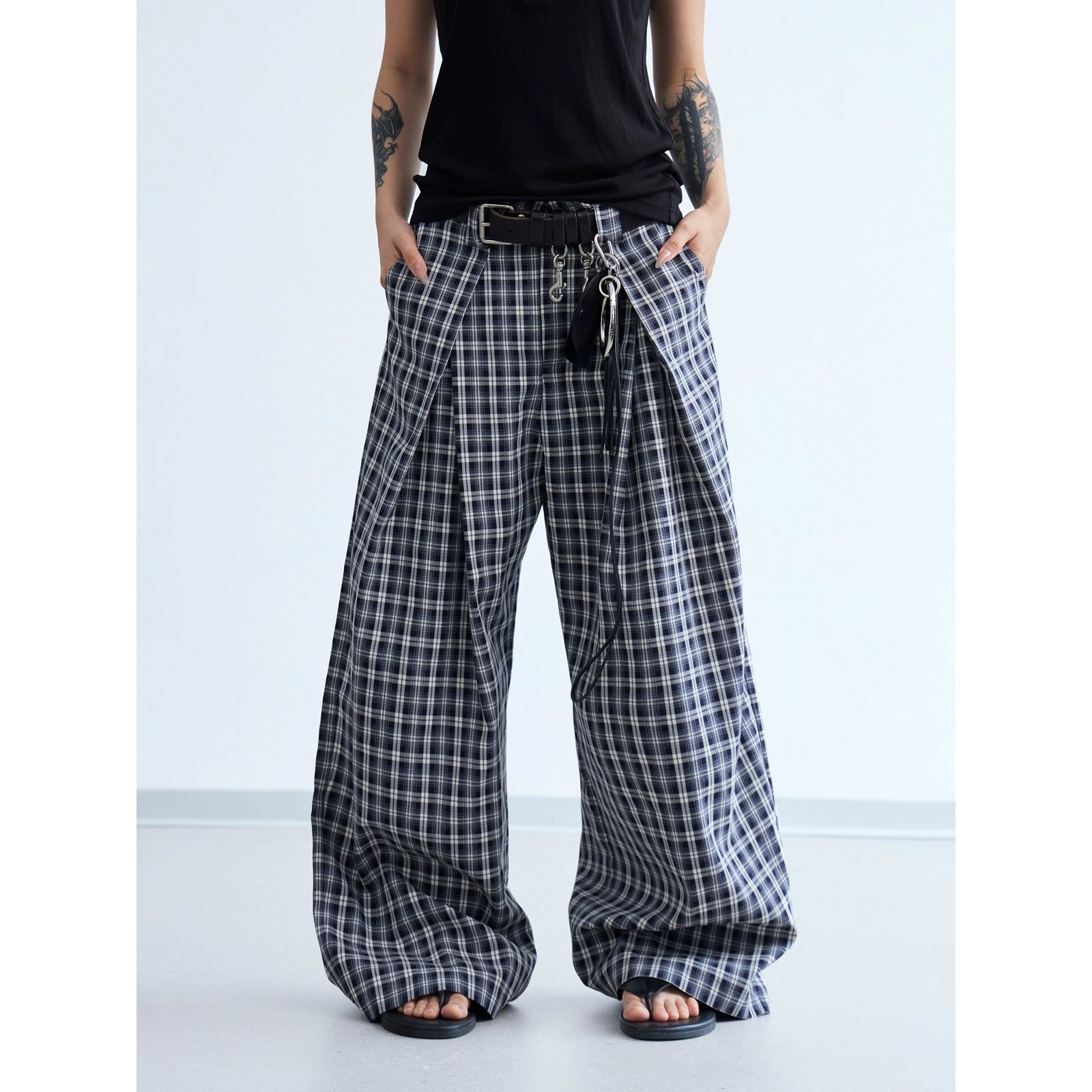 PEOPLESENSE Simple Pleated Three-dimensional Plaid Wide-leg Slacks