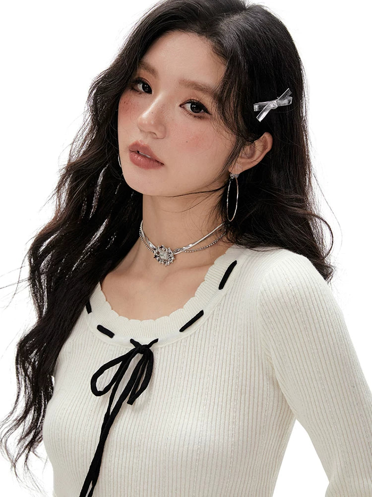 Imone Contrasting Straps Slim Stitching Sweater