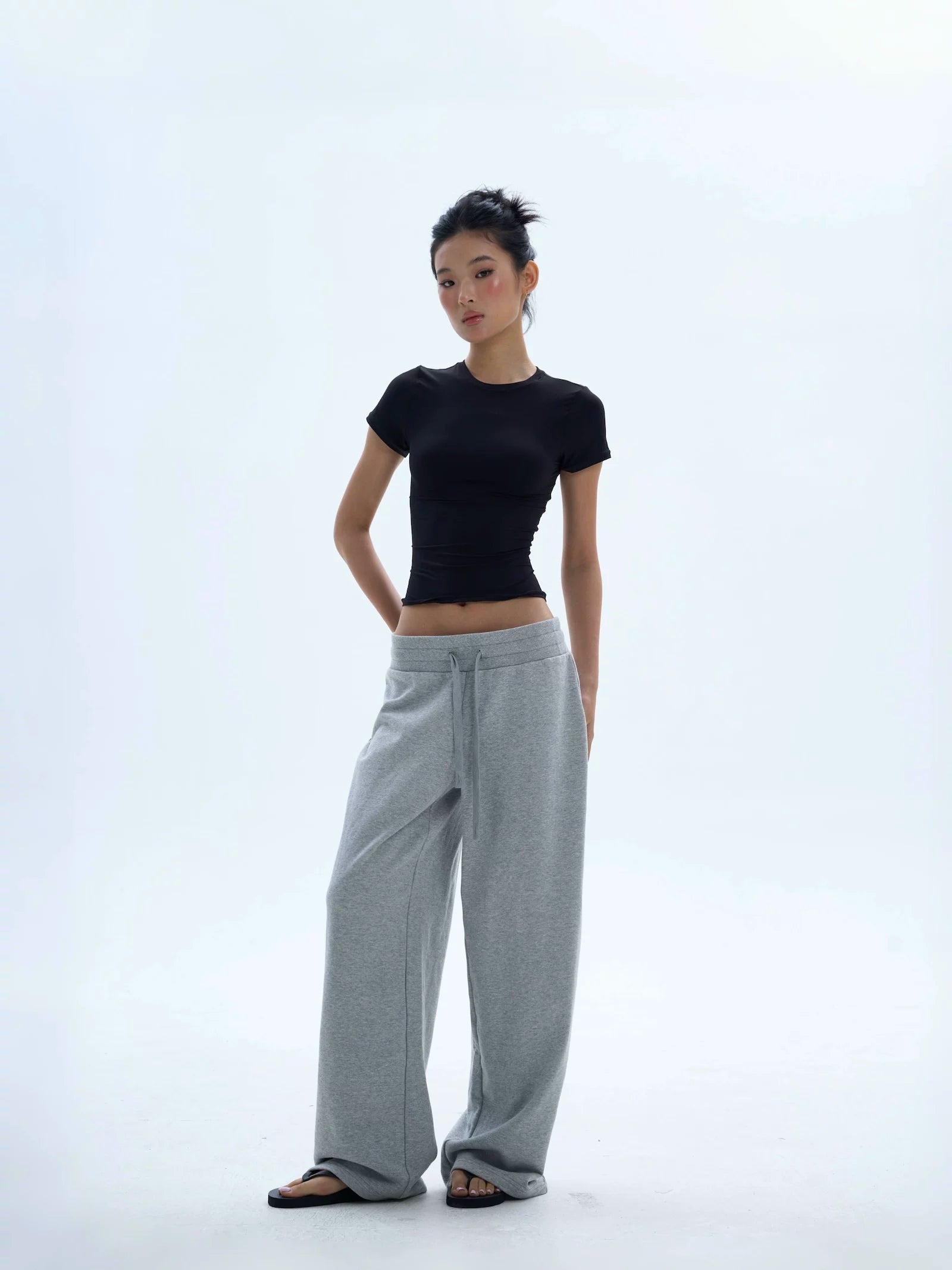 Veryrareme Low Waist Ribbed Wide Waist Drawstring Sweatpants