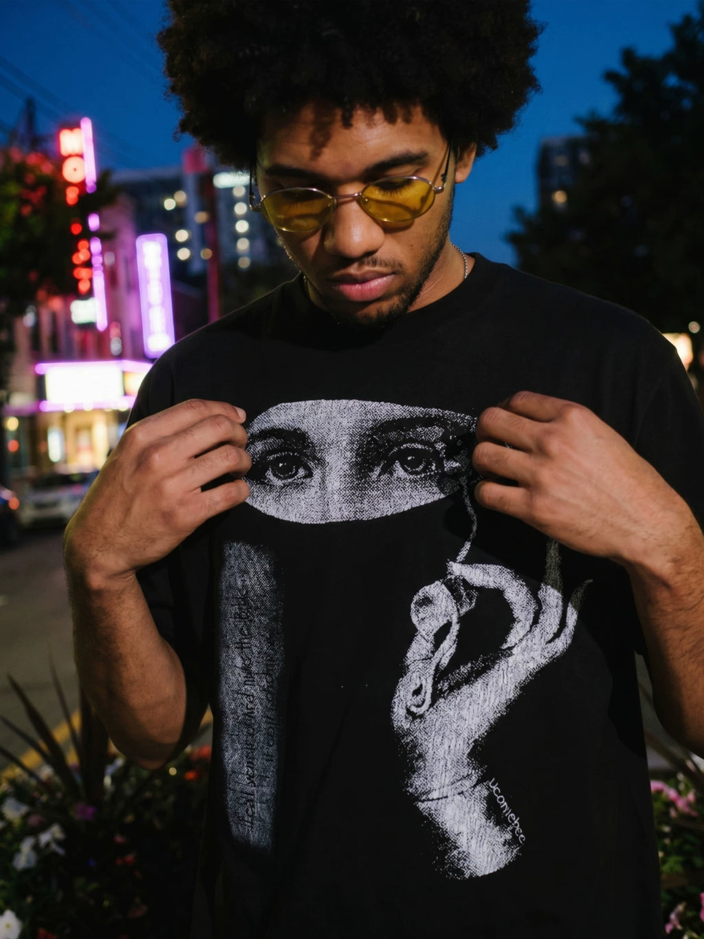 ComicTree Crew Neck Shoulder Versatile Tee