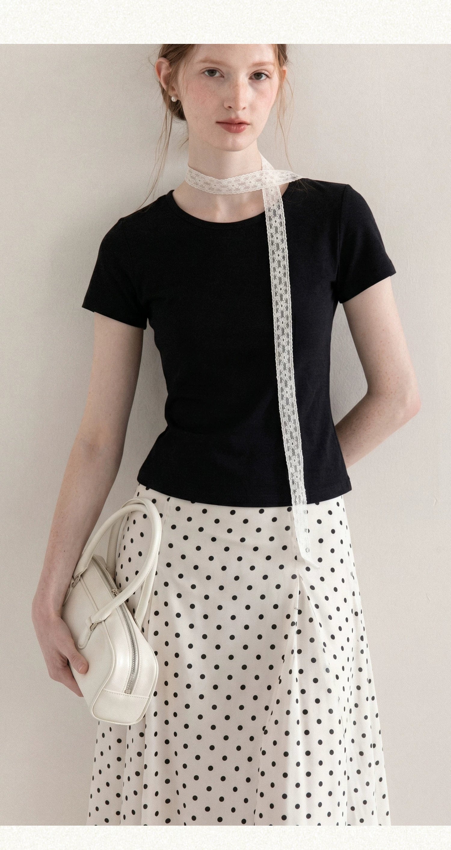 Cantonstory Crew Neck Front Shoulder Kinked Backless Slim Tee