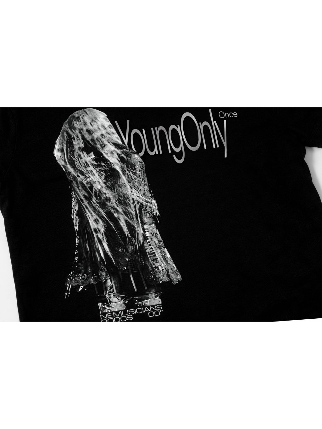 No E Mosen Digital Print Front Shoulder Tee