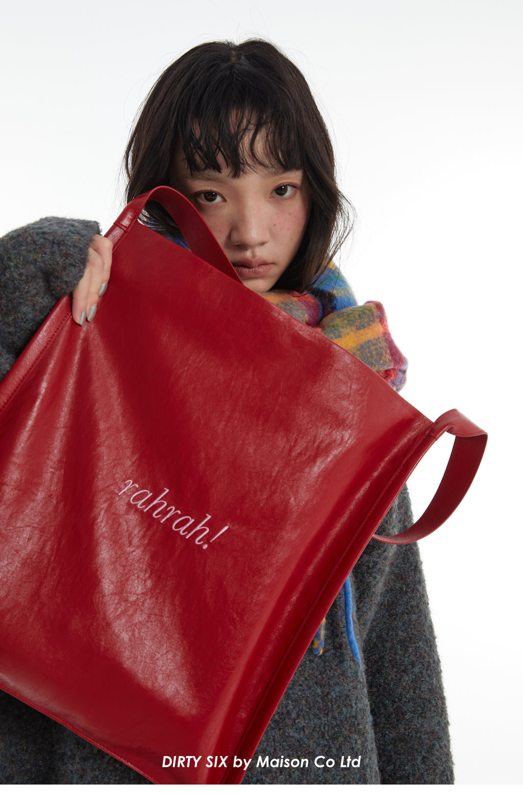 DirtySix "rahrah!" contrasting embroidery large-capacity soft leather tote bag