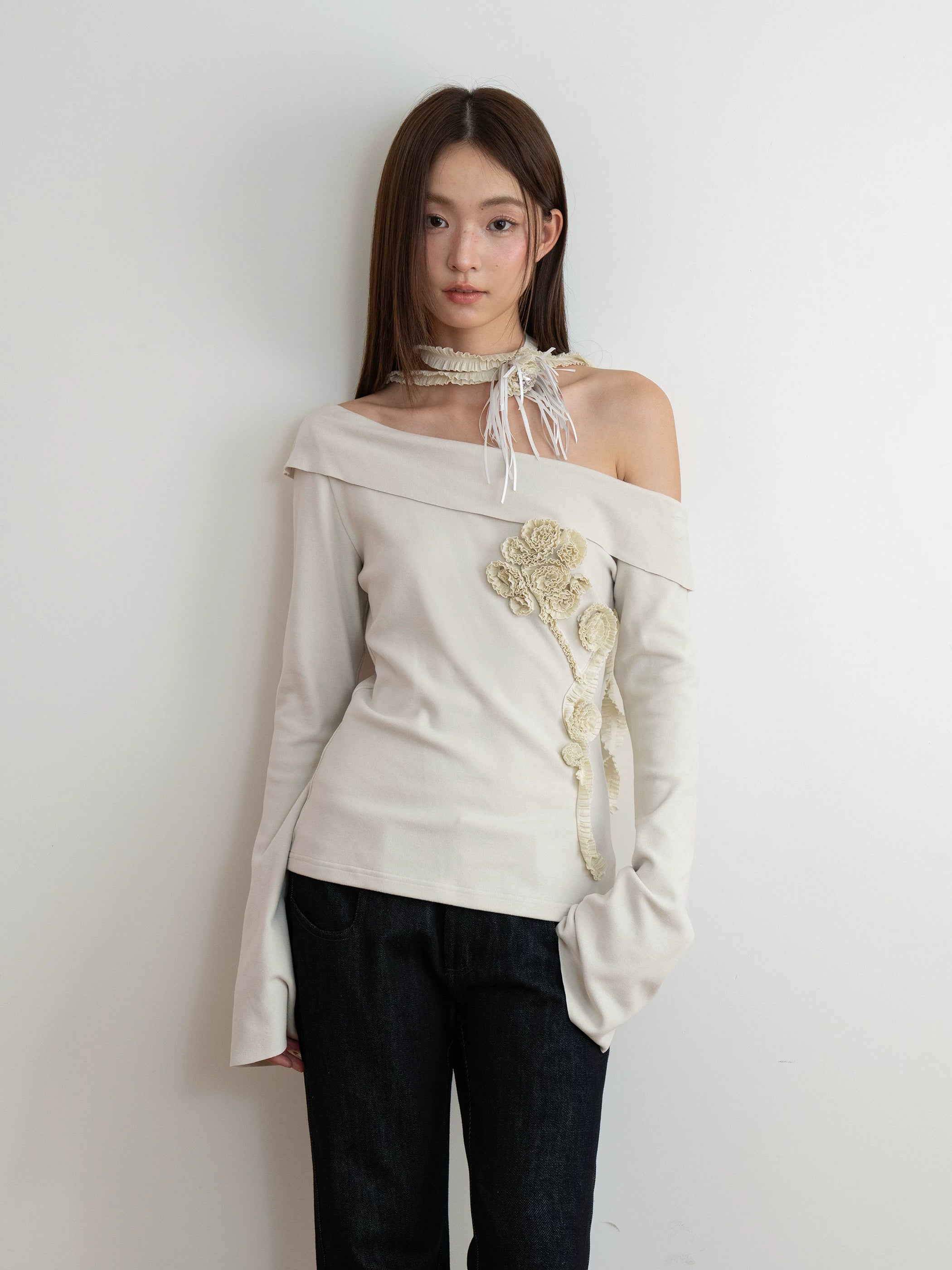 THELIGHT Casual One-word Collar Slanted Shoulder Long Sleeves