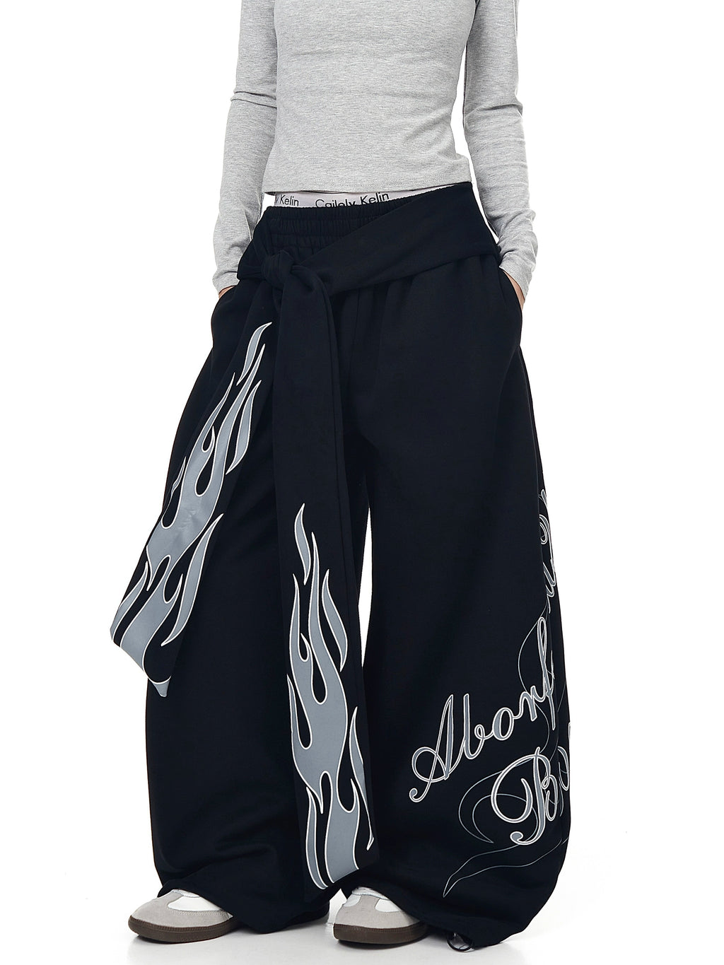 BLACKLISTS Flame Letter Print Strap Scimitar Sweatpants