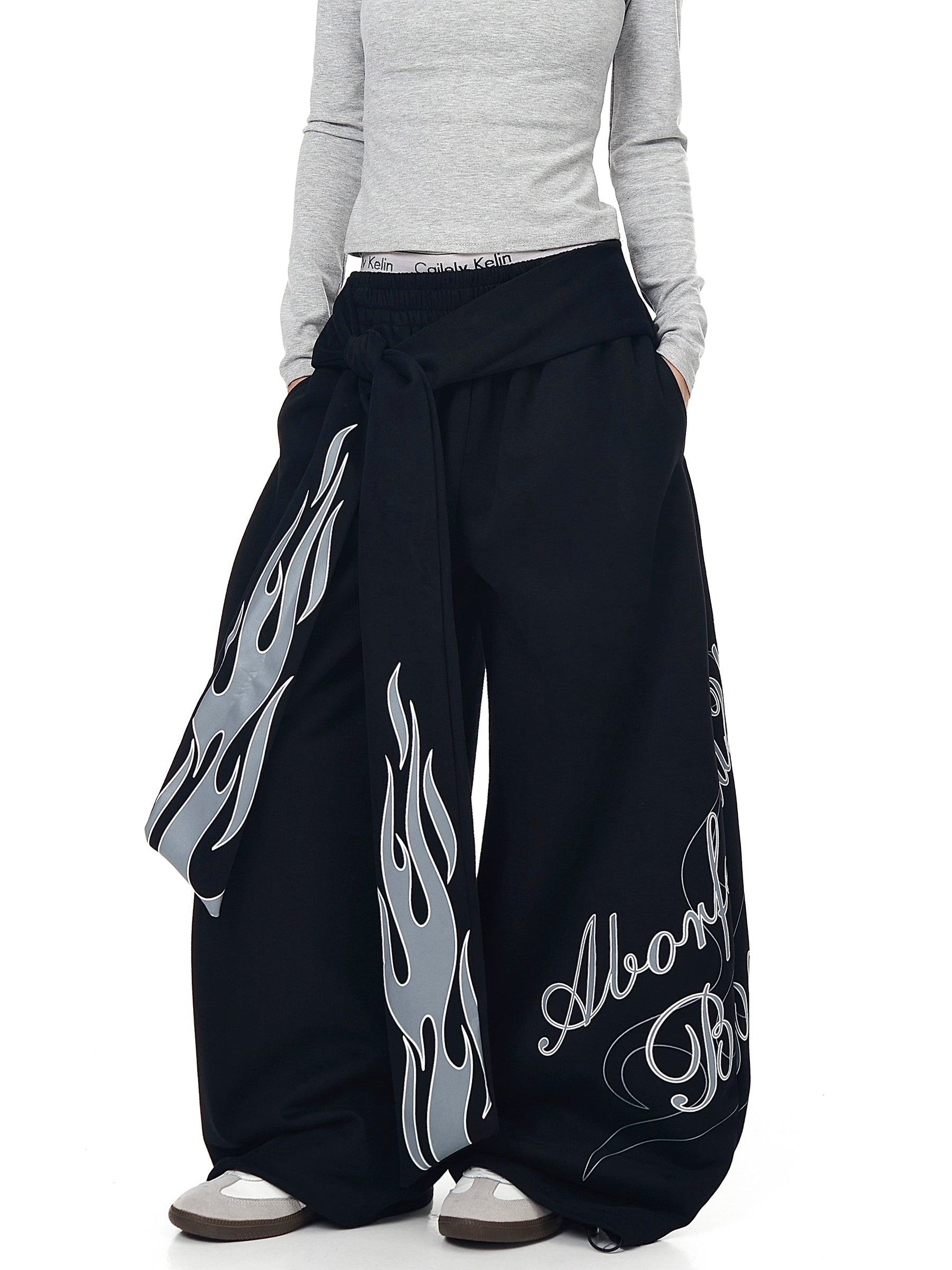 BLACKLISTS Flame Letter Print Strap Scimitar Sweatpants
