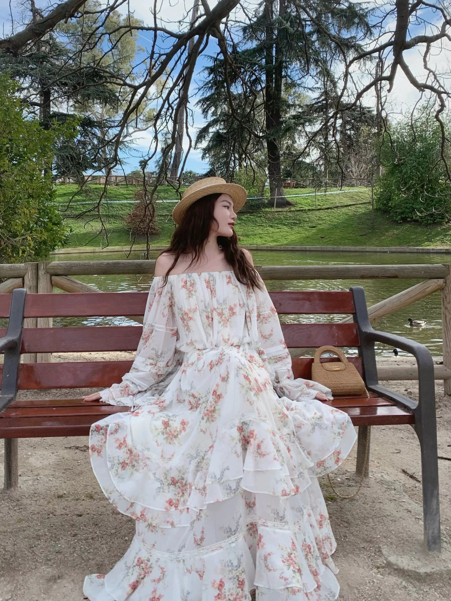 1S Floral One-word Collar Off-the-shoulder Horn Dress