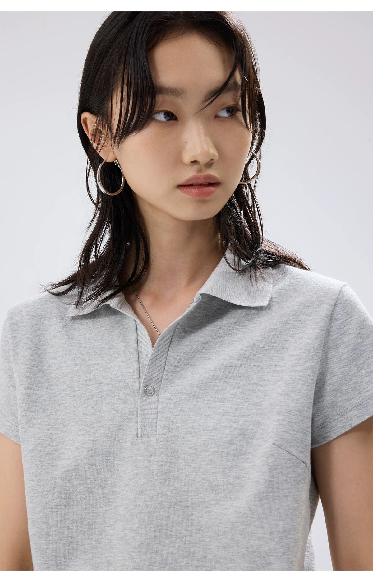 Sameuoo Lapel, Shoulder-length Slimming Tee