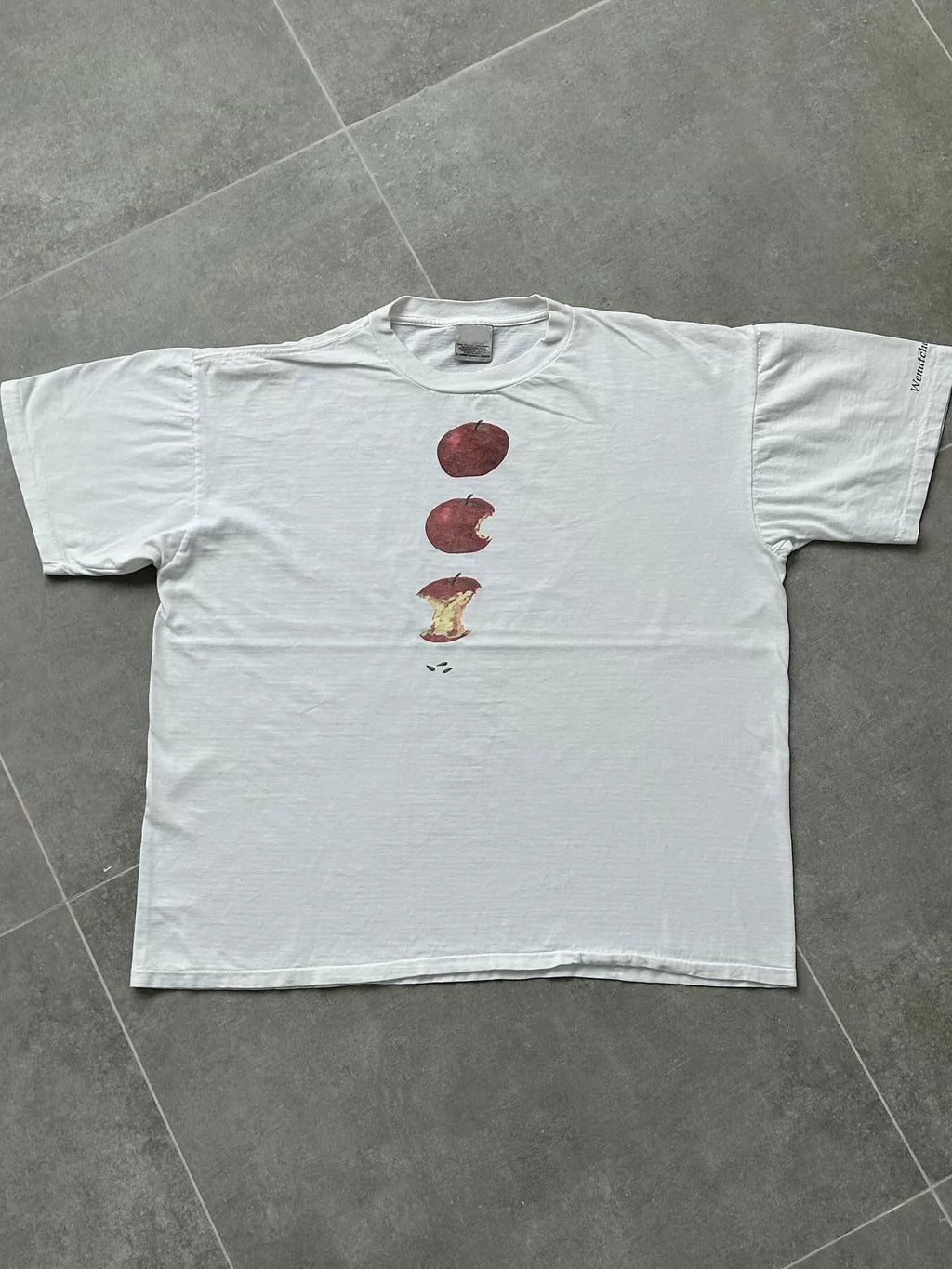 Wang Youbing Apple Printing Loose Casual Tee