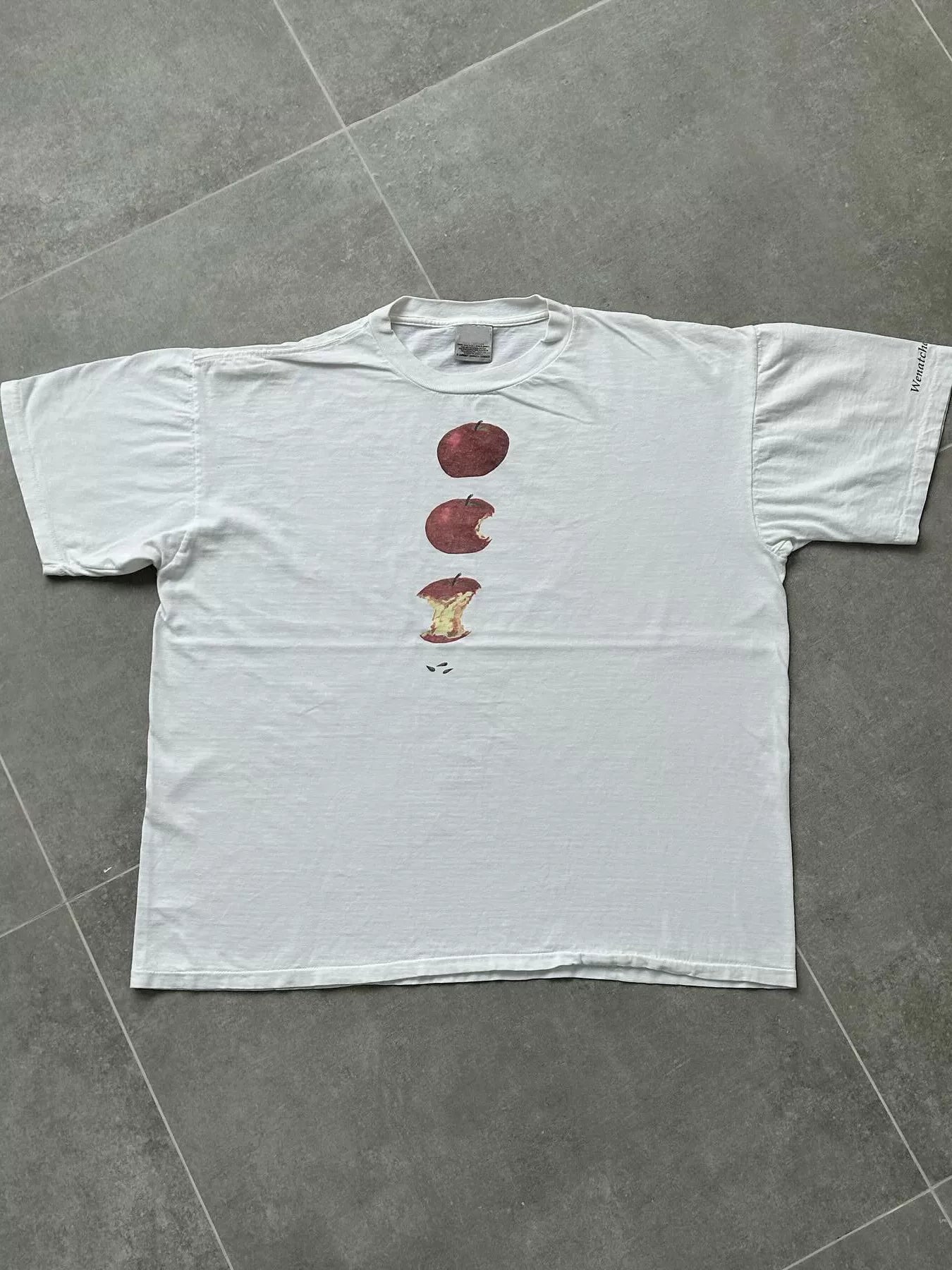 Wang Youbing Apple Printing Loose Casual Tee
