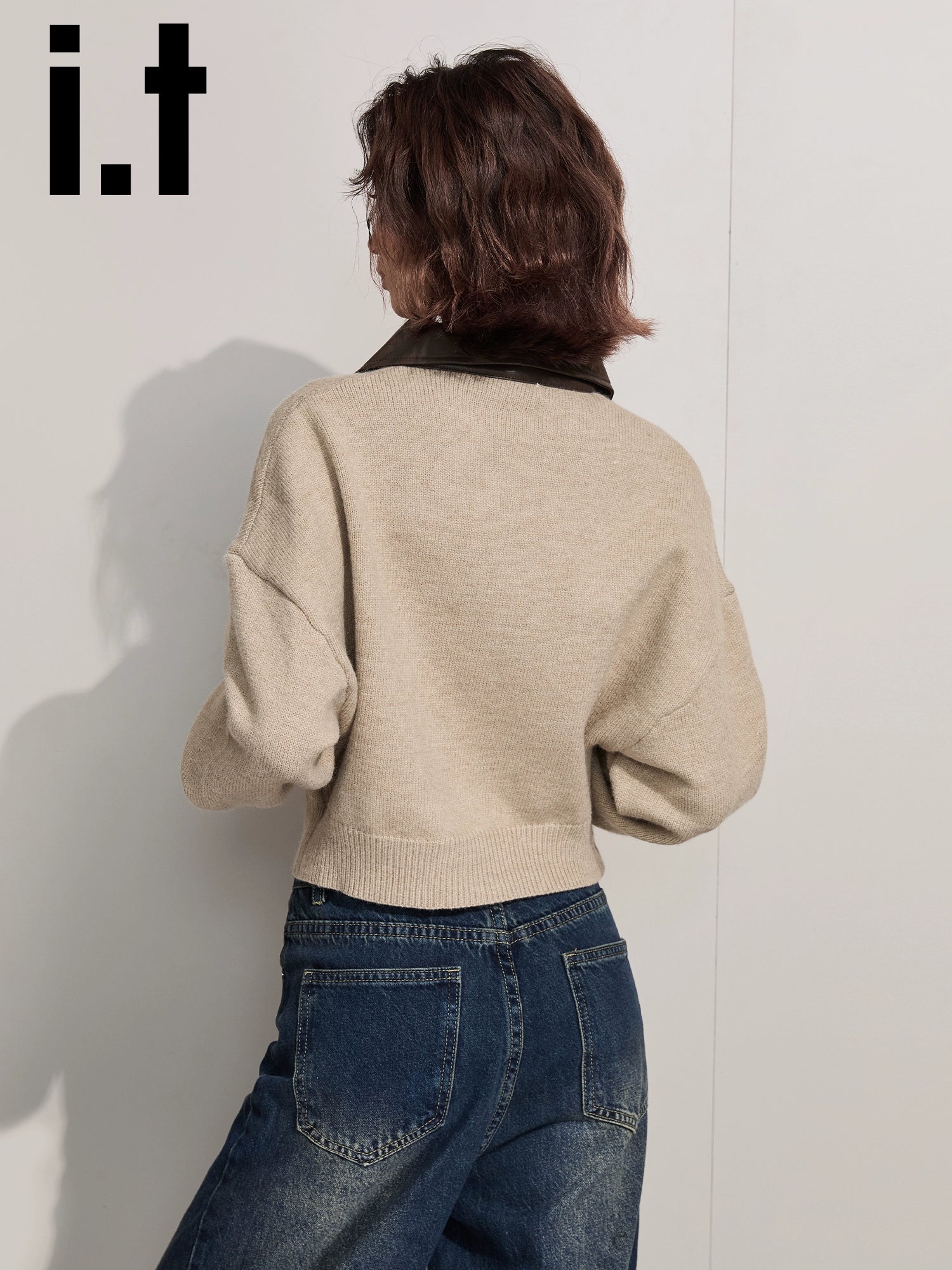 IT: CHOCOOLATE Vintage Contrast Splicing Lapel Short Knitted Cardigan