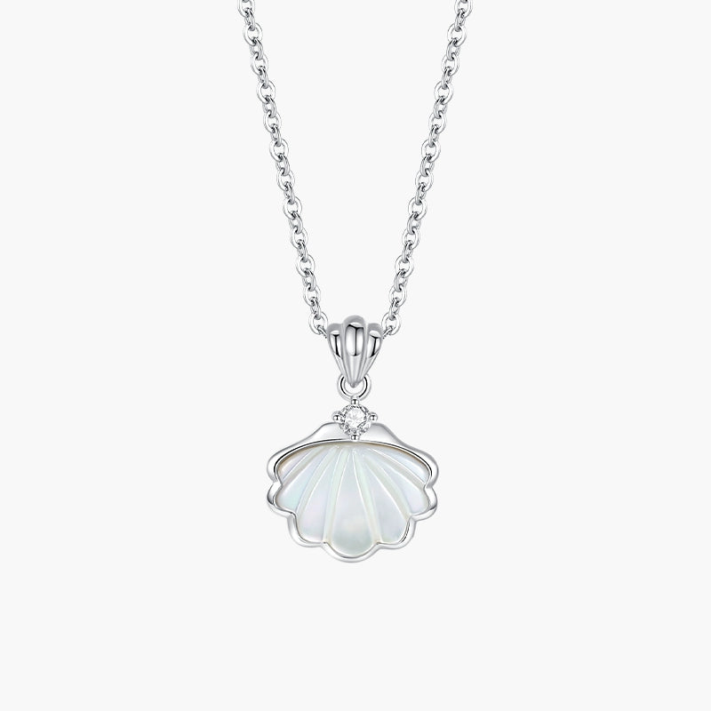 KADER A Shell Shell Necklace