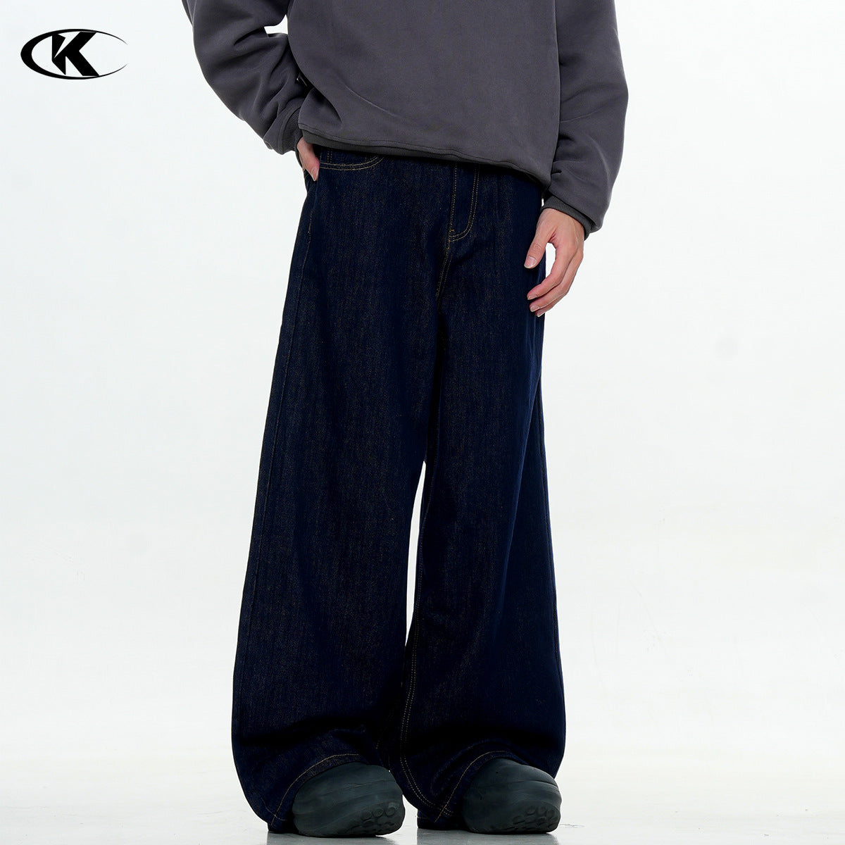 11KN blue straight jeans