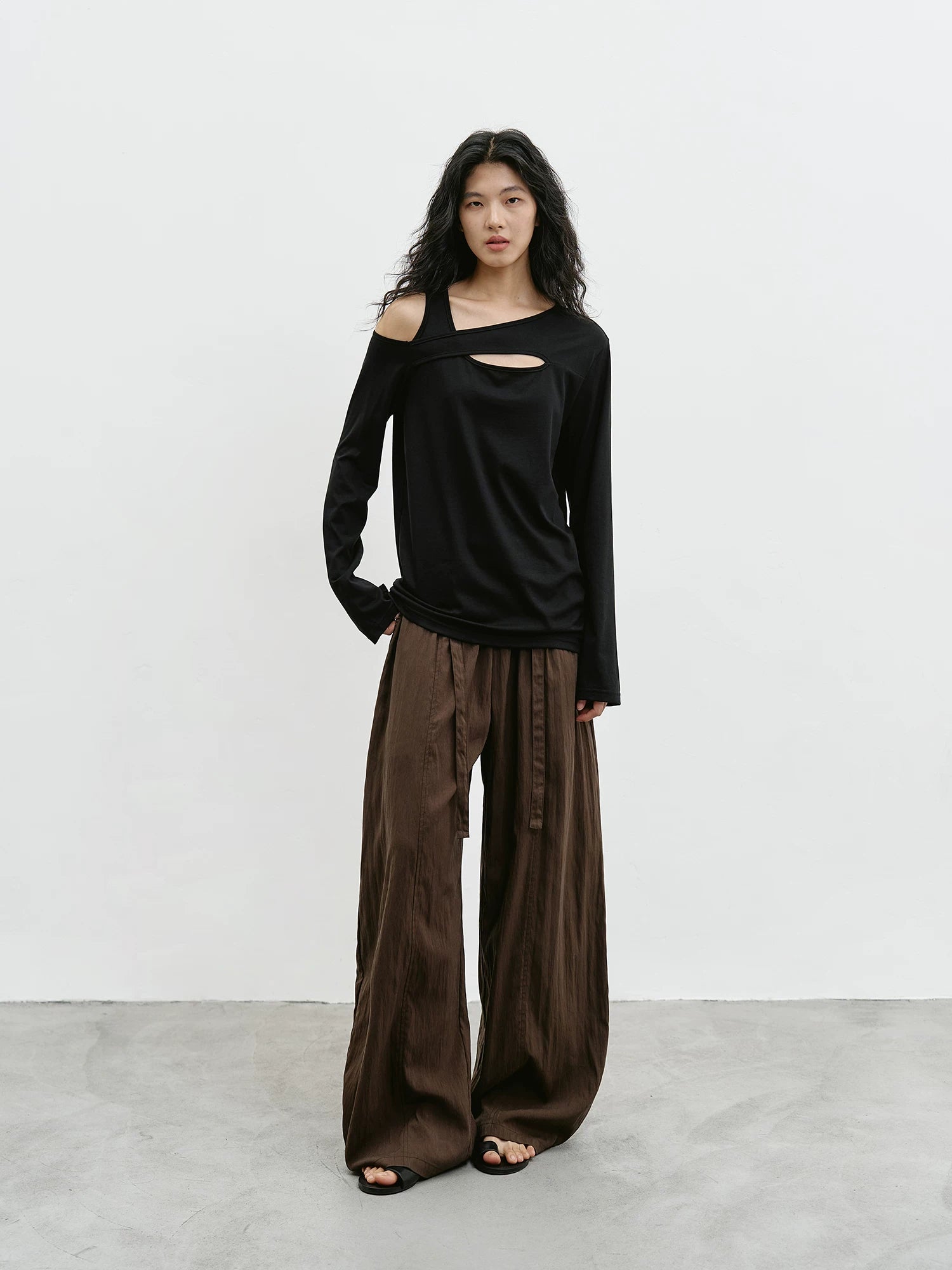 EIGHTHMONTH Slash Shoulder Hollow Loose Long Sleeve