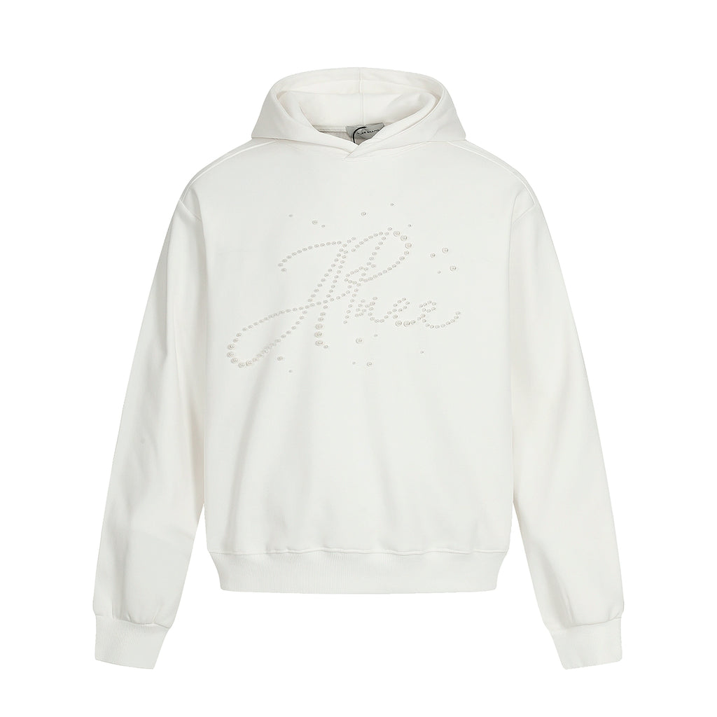 A PUEE Letter Pearl Short Front Shoulder Ruffian Sweater