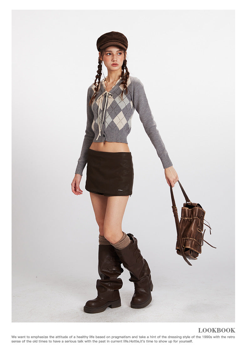 Nariele Rhombus Short Cardigan V-neck Sweater