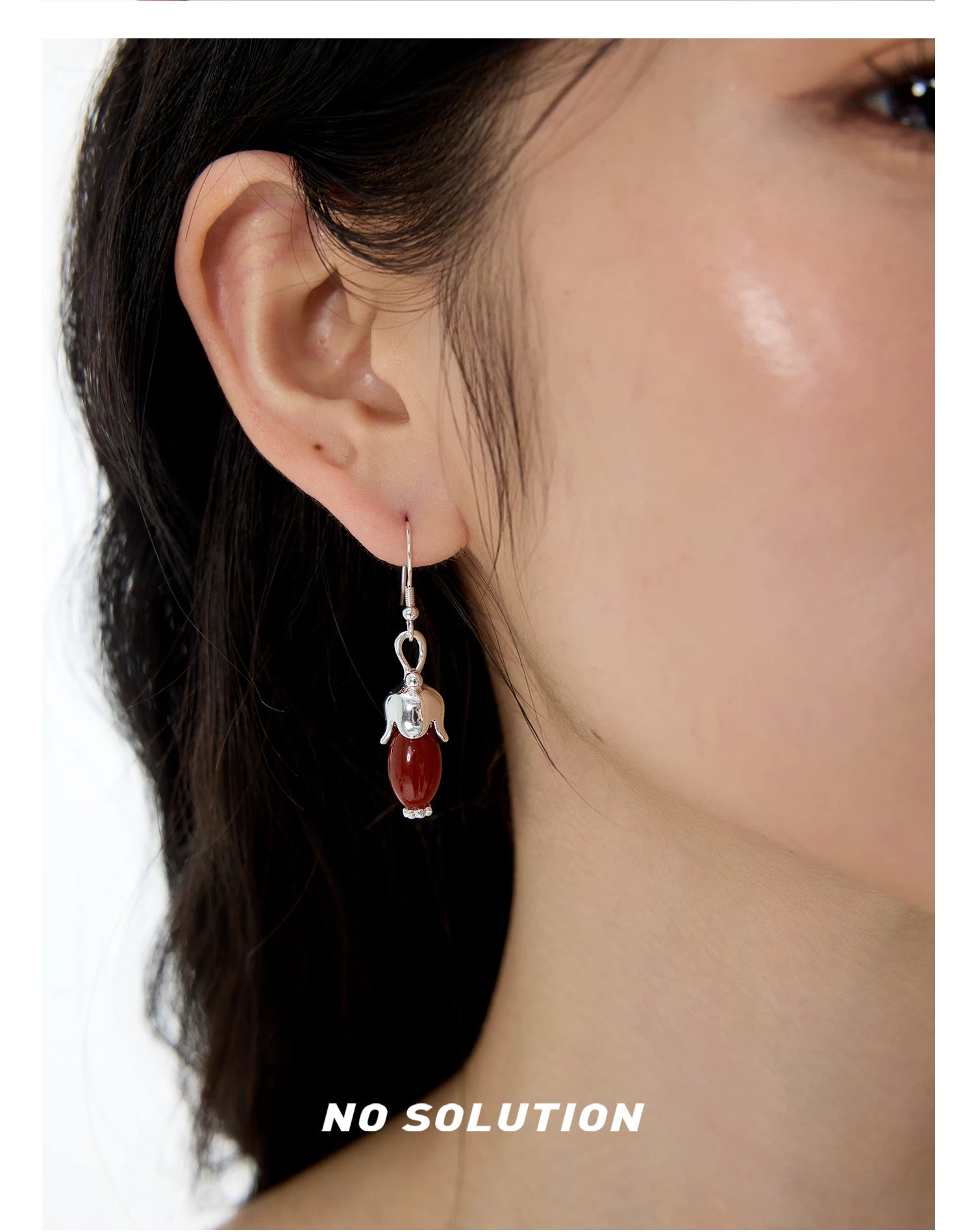 NO SOLUTION Lily of The Valley Agate Earrings