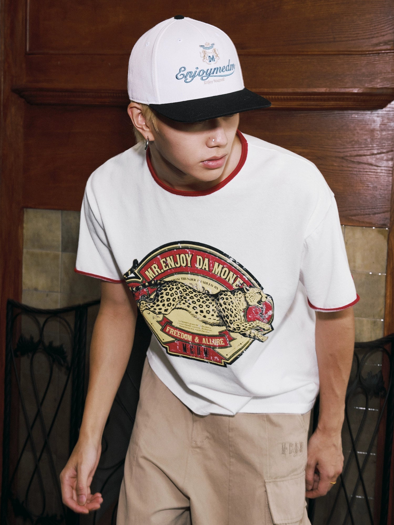 MEDM Cheetah Pattern Casual Tee